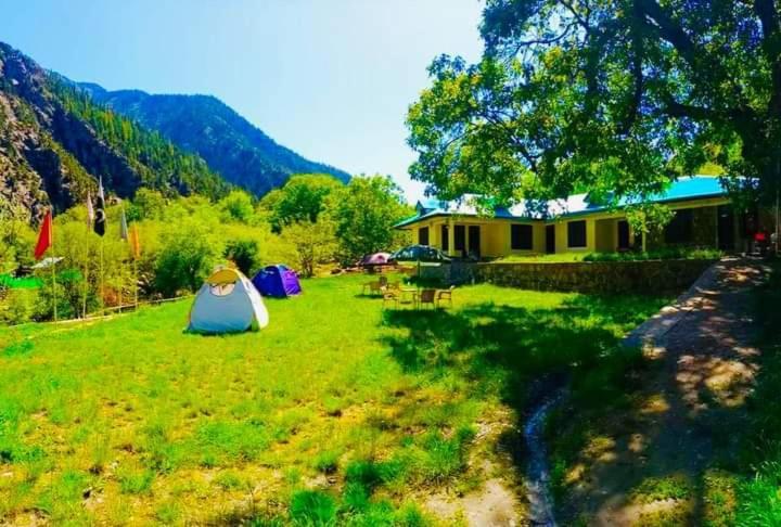 Chitral Inn Resort ภายนอก รูปภาพ