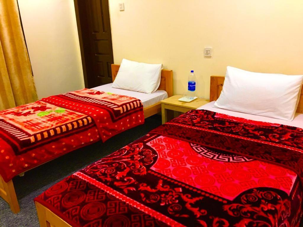 Chitral Inn Resort ภายนอก รูปภาพ
