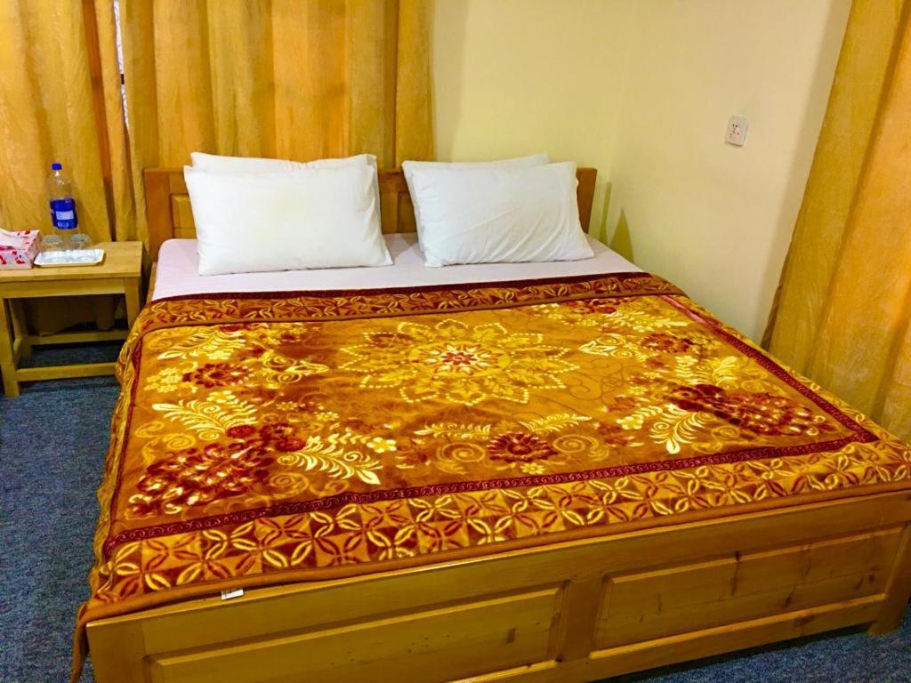 Chitral Inn Resort ภายนอก รูปภาพ